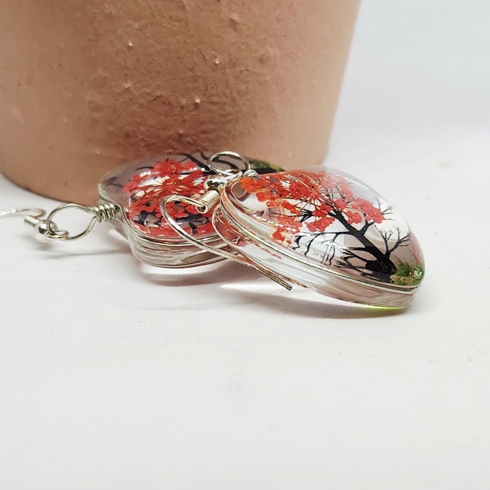 Handmade Heart-Shaped Tree with Red‎ Blossoms Dangle Earrings NEW Ladies Casual - Picture 5 of 8